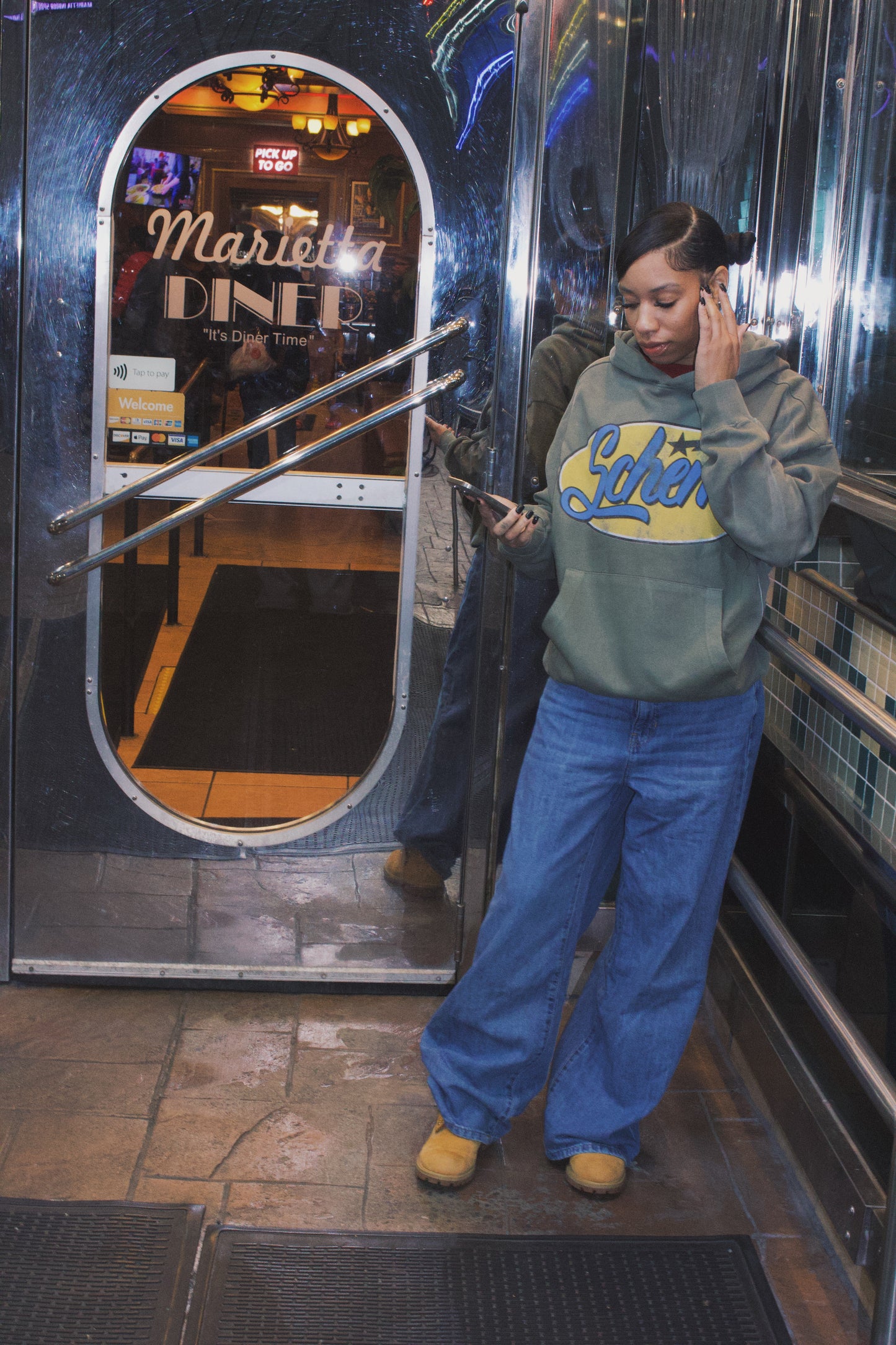 Box Logo Scheme hoodie